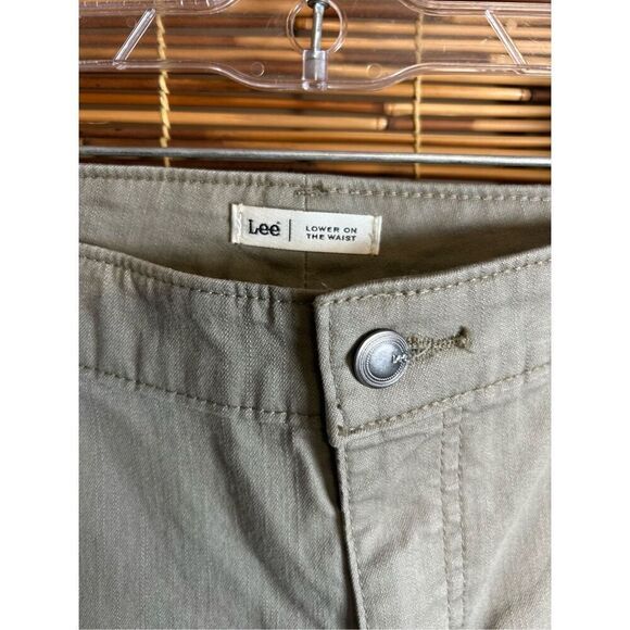 Lee Capris Size 20W Slender Stretch Tan Khaki Capris NWT - Picture 4 of 6